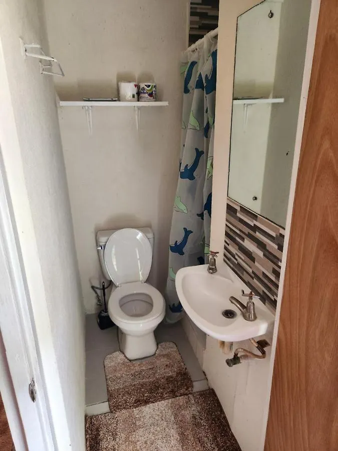 Apartment Valdu Cozy Cottage Christ Church